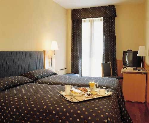 Leonardo Hotel Madrid City Center