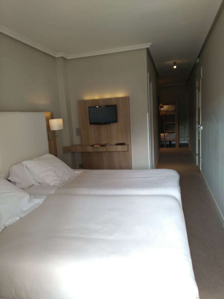 Hotel Arcea Los Lagos