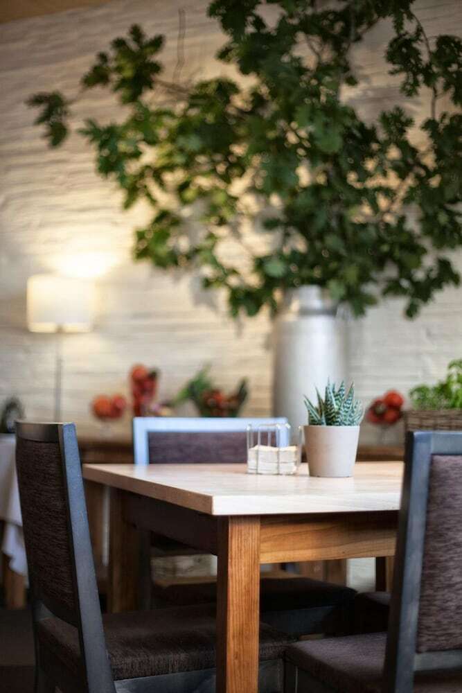 Hotel Arcea Los Lagos