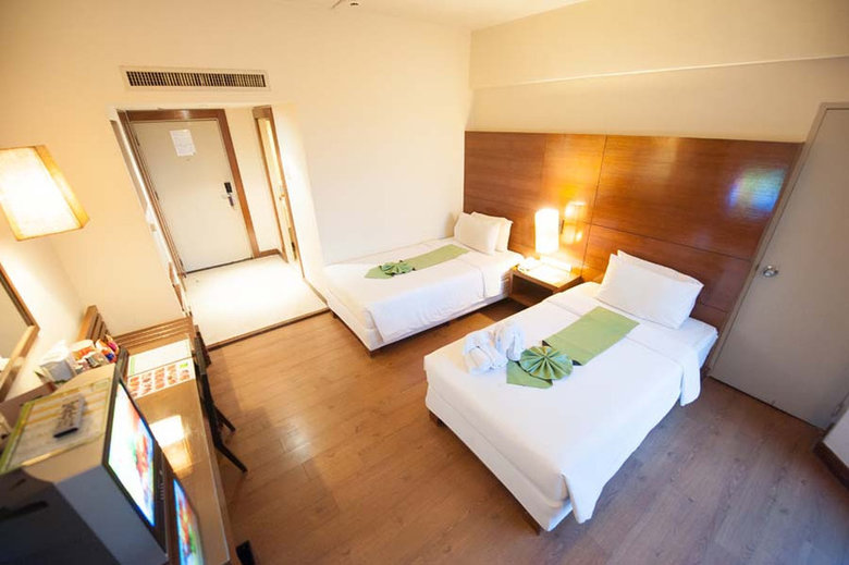 Hotel All Seasons