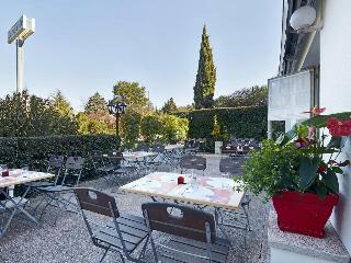 Hotel Campanile - Aix En Provence M