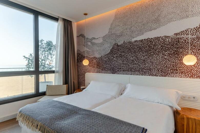 Hotel Hiru Uhinak