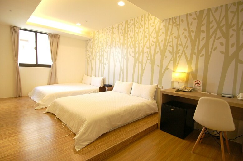Posada Season 5 Inn