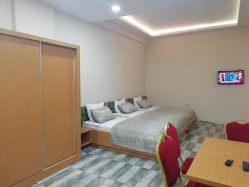 Quantum Hotel