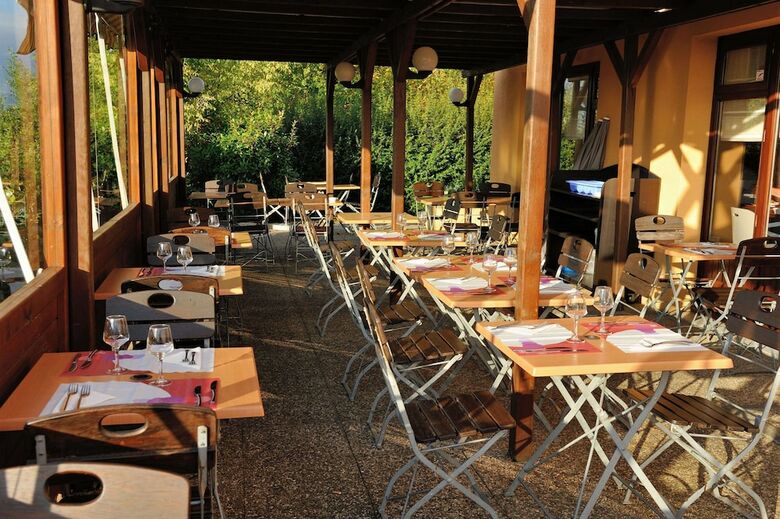 Hotel Campanile - Saint Etienne St Charmond