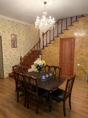 Apartment On Zhukovskogo
