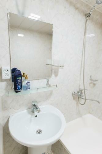 Hostal Trip.le Guest House