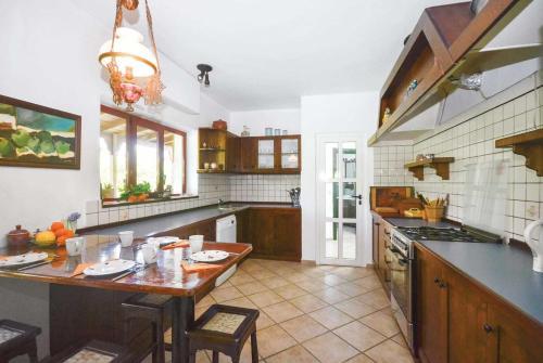 Villa Gulay