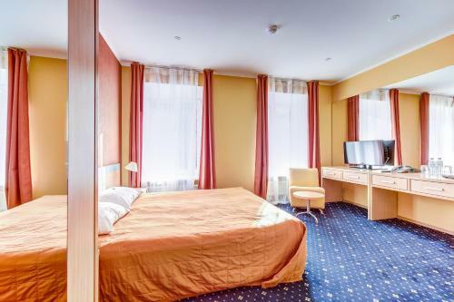 Hotel Polikoff