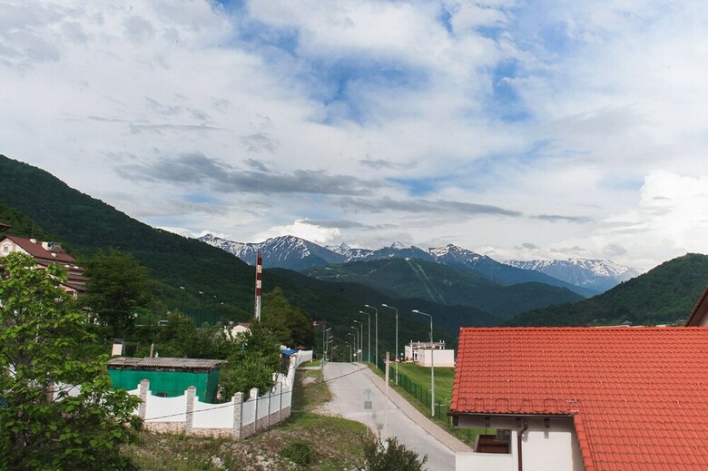 Oplot Hotel