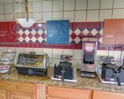Hotel Comfort Inn And Suites