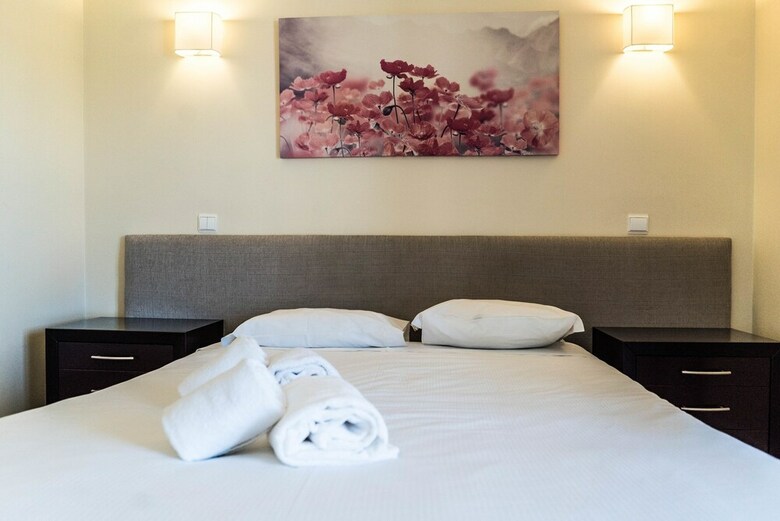 Hostal Albufeira Lounge Guesthouse