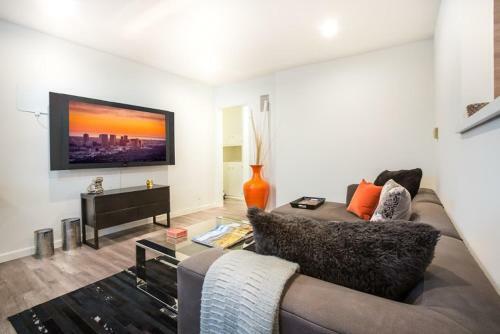 Melrose Apartment # 18