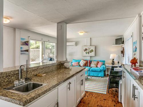 #2000 Arthur/oxner Holiday Home