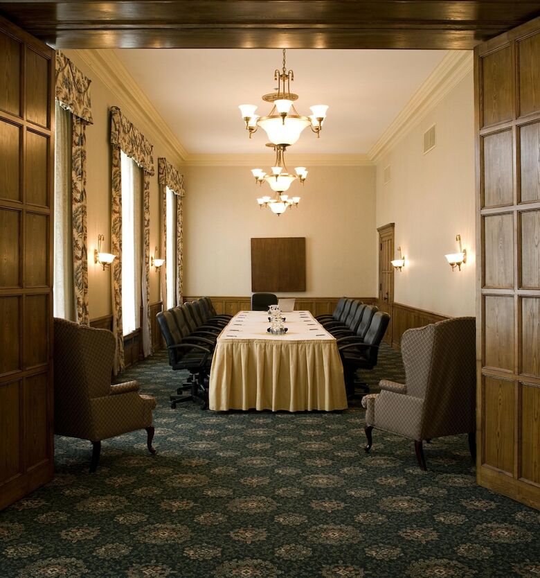 Hotel Delta Bessborough