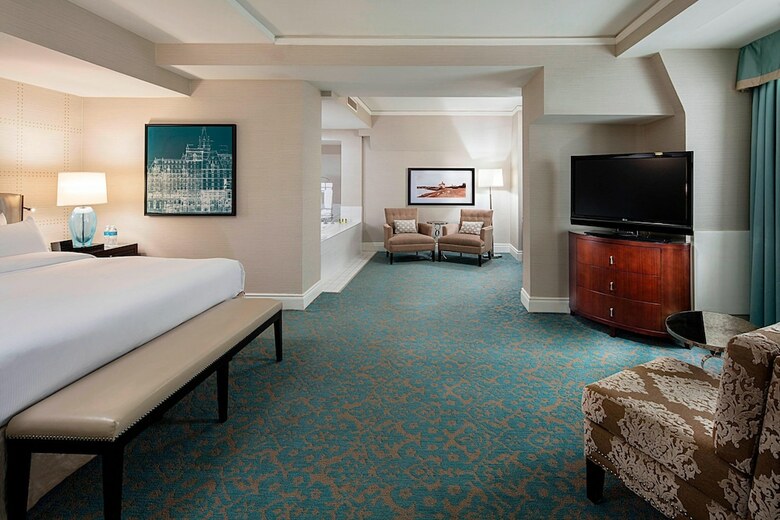 Hotel Delta Bessborough