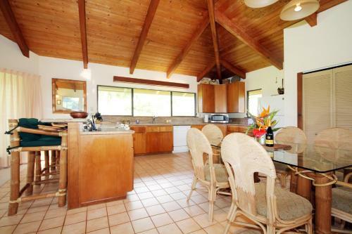 Hale Kipa Golf Course Home