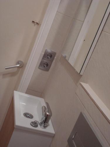 Hostal Guest House Flores