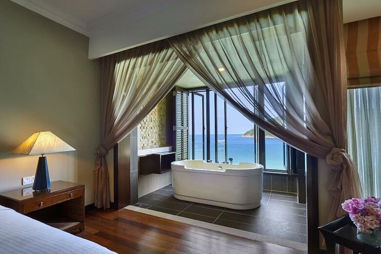Hotel The Taaras Beach And Spa Resort Redang