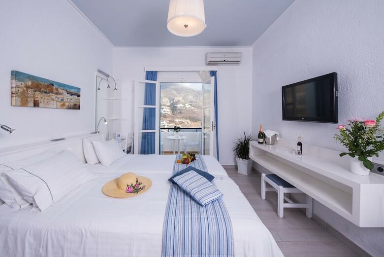 Hotel Aegialis