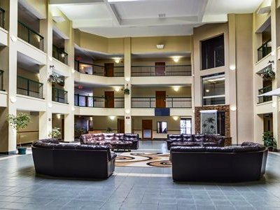 Hotel Quality Suites Baton Rouge