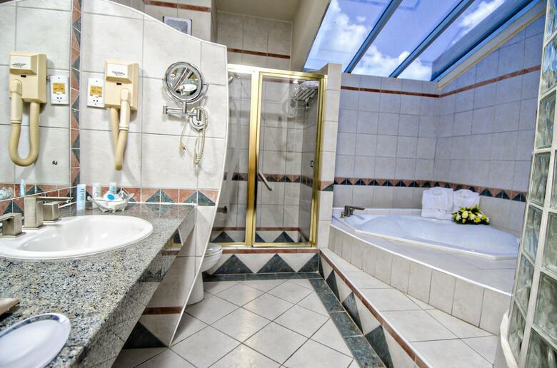 Hotel Accra Beach Resort