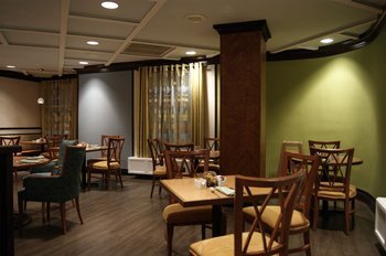 Hotel Indigo Toronto Airport