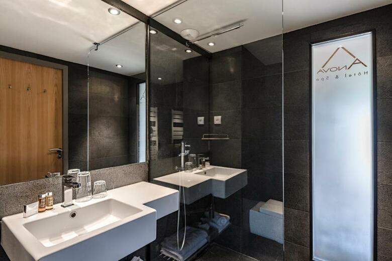 Anova Hotel & Spa