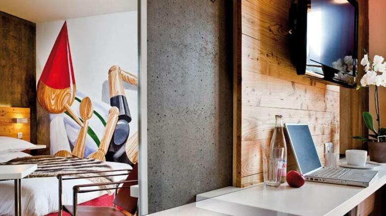 Anova Hotel & Spa