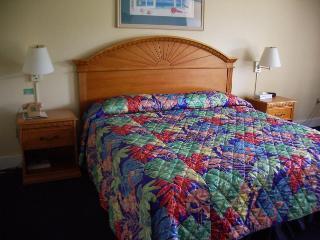 **royal Islander Hotel**