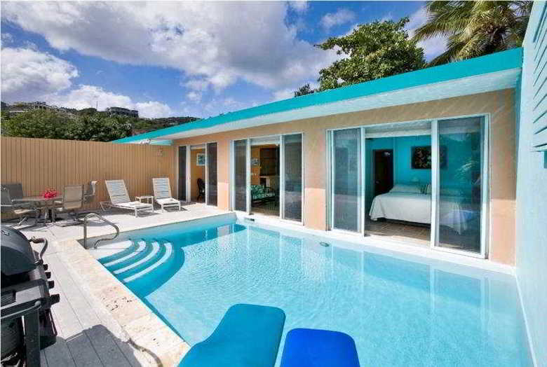 Hotel Pavillons And Pools