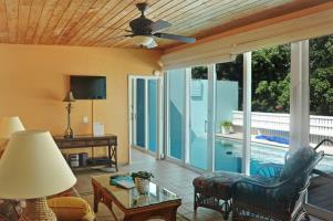 Hotel Pavillons And Pools