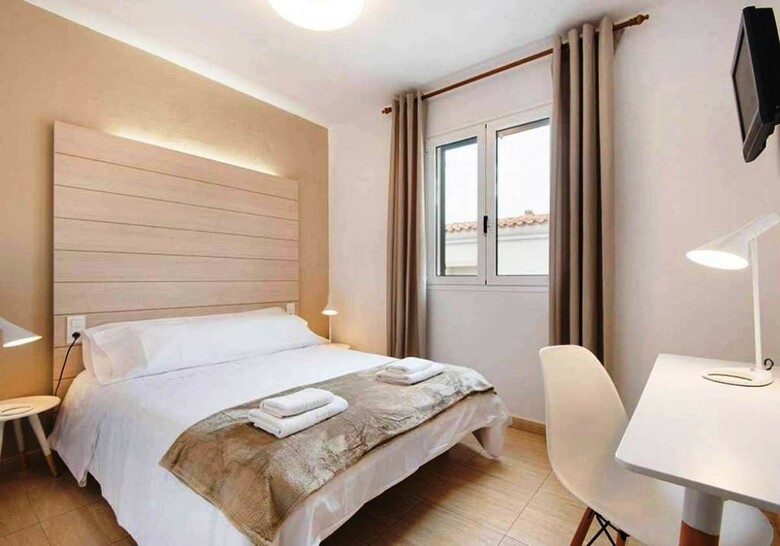Hotel Jume Hostal