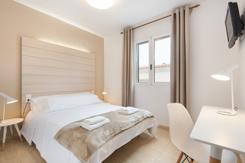Hotel Jume Hostal