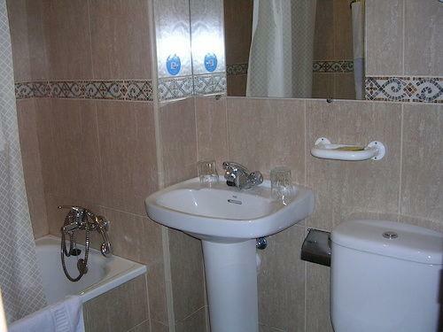 Hostal Bru�a