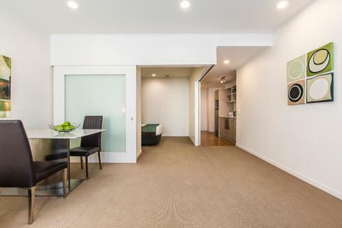 Hotel Quest On Lambton Serviced Apartment