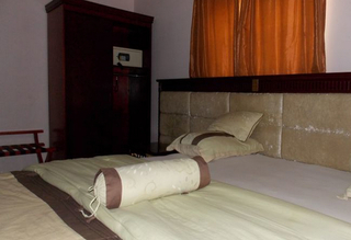 Gade Place Hotel