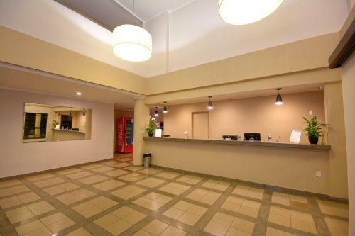 Hotel Ventura Inn