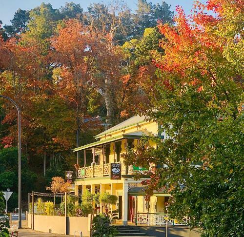Aldgate Creek Cottage Bed And Breakfast