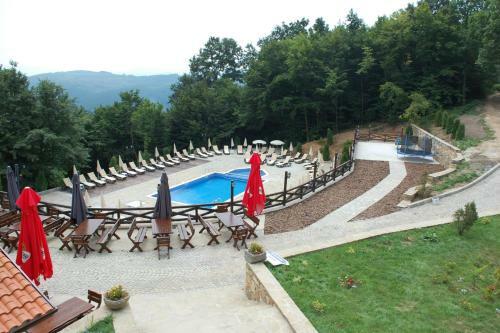Hotel Valdi Hill Complex