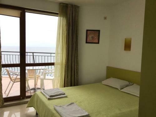 Sea Breeze Apartment