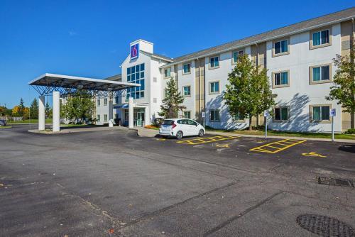 Hotel Motel 6 - Toronto East - Whitby