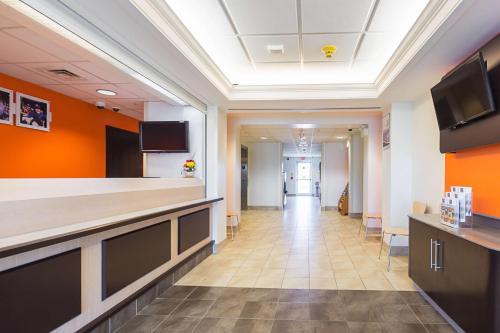 Hotel Motel 6 - Toronto East - Whitby