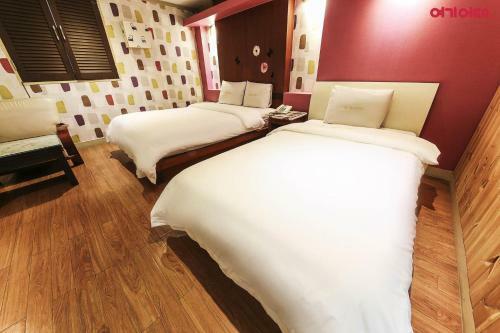 Goodstay With Hotel