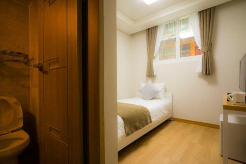 Hostal Gloryinn