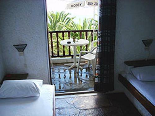 Alexandros Apartments