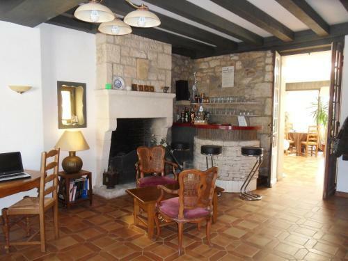 Hotel H�tel Du Puy D'alon
