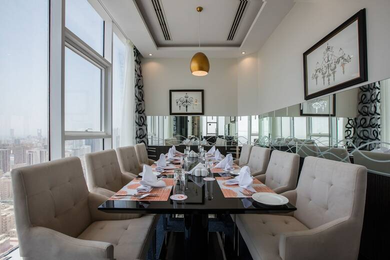Orange Suites Hotel