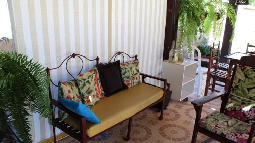 Hostal Encanto�s Pousada