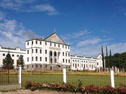Casa Das Palmeiras + Quiosque